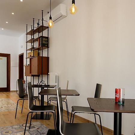 Bed and Breakfast G&G Napoli Екстер'єр фото
