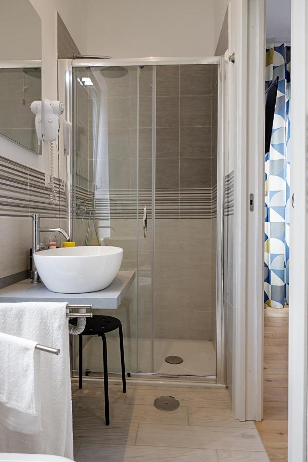 Bed and Breakfast G&G Napoli Екстер'єр фото